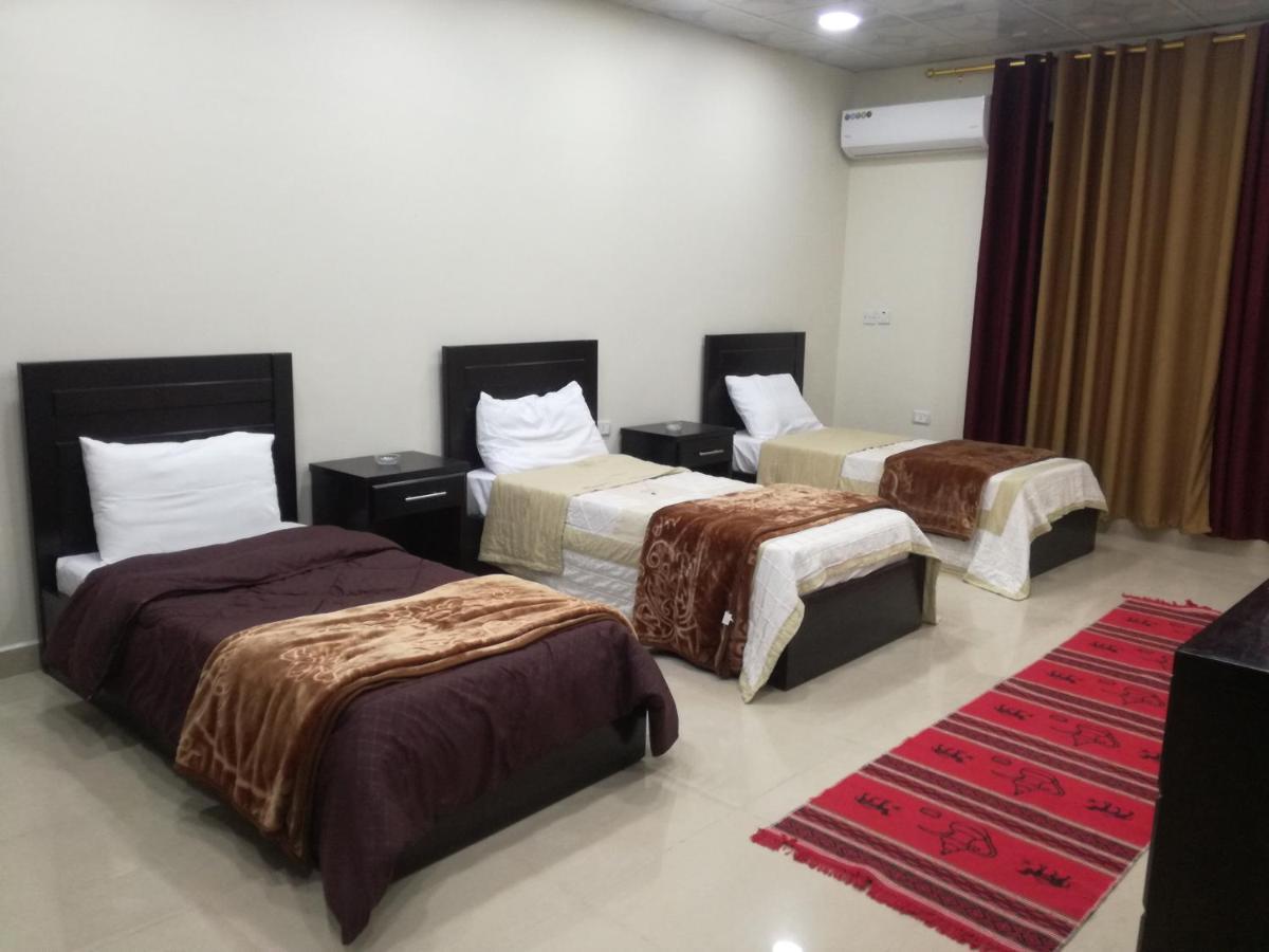 Petracrystal Hotel Wadi Musa Room photo